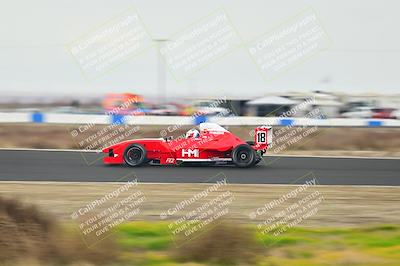 media/Jan-26-2025-CalClub SCCA (Sun) [[cfcea7df88]]/Group 2/Race/